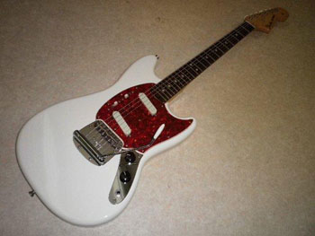 Fender Japan Mustang MG65